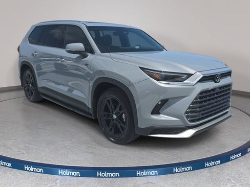 Used 2025 Toyota Grand Highlander AWD Hybrid image 5