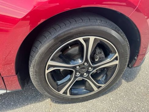 Used 2019 Ford Edge ST w/ Equipment Group 401A AWD/4WD image 12