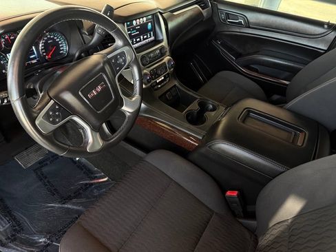 Used 2017 GMC Yukon SLE w/ Convenience Package RWD image 17
