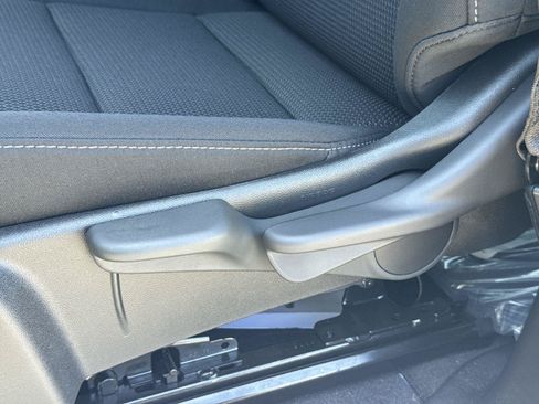 New 2026 GMC Canyon Elevation w/ LPO, Black Badging Package RWD image 20
