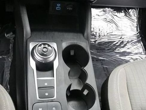 Used 2022 Ford Escape S AWD/4WD image 21