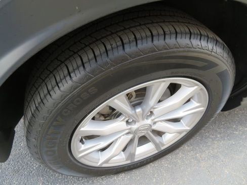 Used 2023 Honda CR-V EX-L image 11