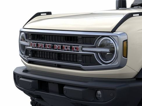 New 2026 Ford Bronco Outer Banks w/ Sasquatch Package AWD/4WD image 21