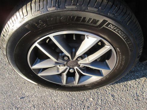 Used 2021 Jeep Grand Cherokee Limited image 11