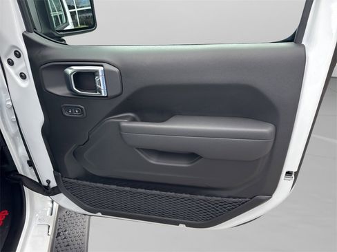 New 2026 Jeep Wrangler Sport S image 33