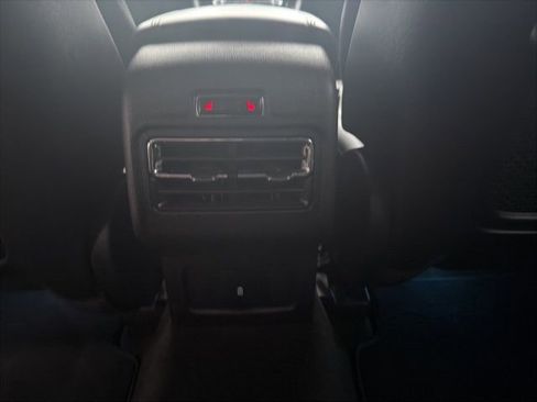 Used 2022 Lincoln Corsair Reserve w/ Elements Package AWD/4WD image 17