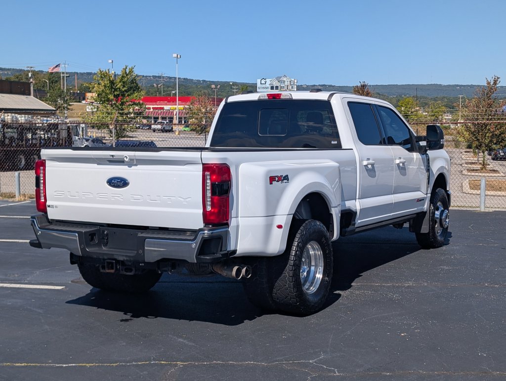 Used 2024 Ford F350 Lariat w/ Lariat Ultimate Package AWD/4WD image 6