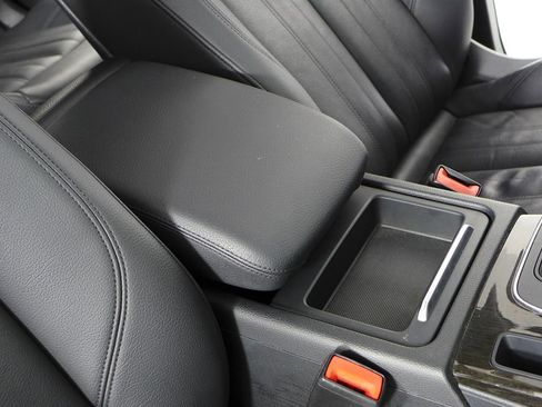 Used 2019 Audi Q5 2.0T Premium w/ Convenience Package image 16