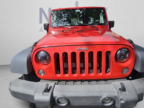 Used 2015 Jeep Wrangler Unlimited Sport w/ Quick Order Package 24S AWD/4WD image 12
