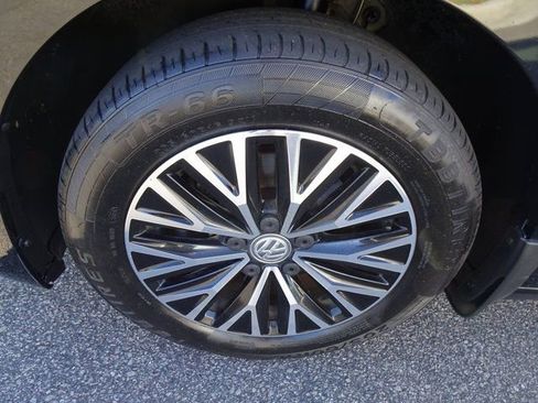 Used 2019 Volkswagen Jetta SE image 37