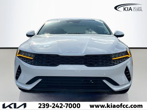 Used 2022 Kia K5 LXS image 8