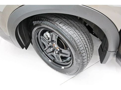 Certified 2026 Nissan Kicks SV w/ SV Premium Package FWD image 31
