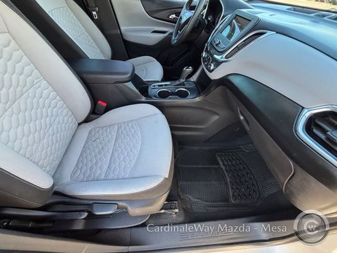 Used 2019 Chevrolet Equinox LS image 11