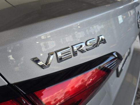 Used 2023 Nissan Versa S image 30