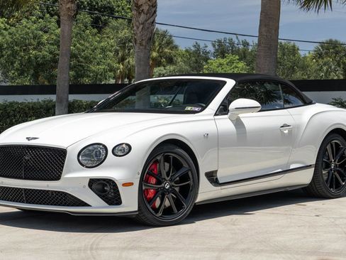 Used 2021 Bentley Continental GT AWD/4WD image 2