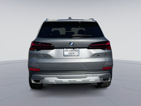 New 2026 BMW X5 xDrive40i w/ Climate Comfort Package image 4