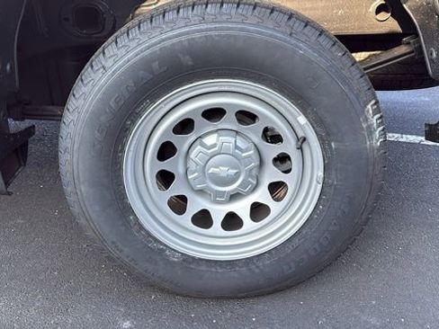 Used 2026 Chevrolet Silverado 1500 W/T w/ WT Value Package image 10