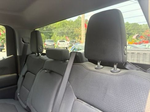 Used 2020 Chevrolet Silverado 1500 Custom w/ Custom Value Package AWD/4WD image 16