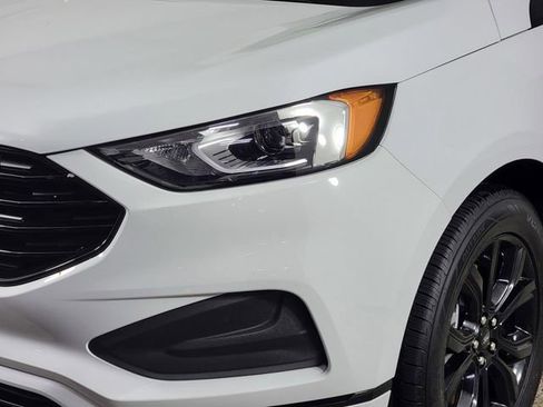 Used 2024 Ford Edge SE w/ Black Appearance Package AWD/4WD image 9