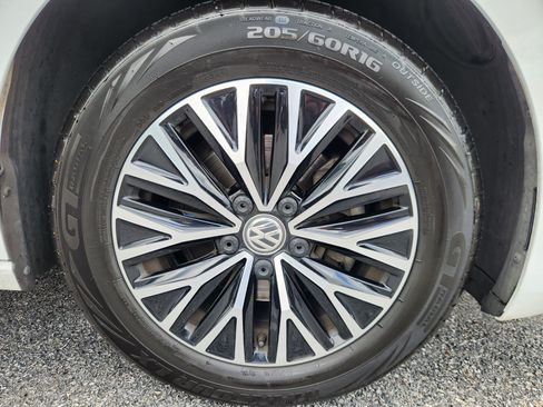 Used 2019 Volkswagen Jetta SE FWD image 20