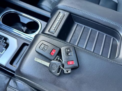 Used 2020 Toyota Tundra Limited w/ Limited Premium Package image 42