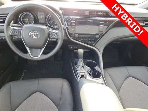 Used 2019 Toyota Camry LE image 24