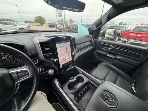 Used 2023 RAM 1500 Laramie AWD/4WD image 16