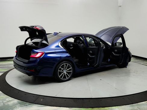 Used 2020 BMW 330i Sedan w/ Premium Package RWD image 11