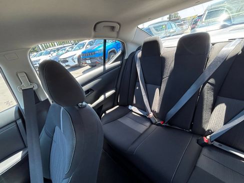 Used 2025 Nissan Sentra SV FWD image 37