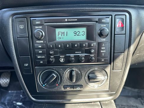 Used 2003 Volkswagen Passat GL FWD image 30