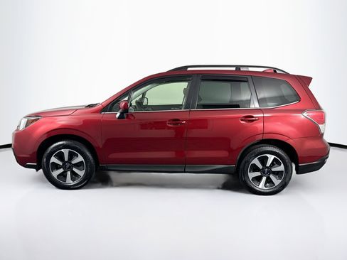 Used 2017 Subaru Forester 2.5i Limited AWD/4WD image 7