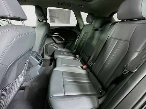 New 2025 Audi Q5 Premium image 9