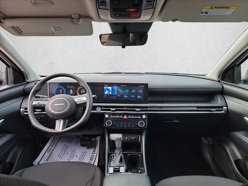 Used 2025 Hyundai Tucson SEL image 15