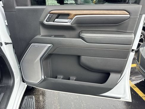 Certified 2024 Chevrolet Silverado 3500 High Country w/ Technology Package AWD/4WD image 29