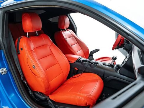 Used 2019 Ford Mustang GT RWD image 24