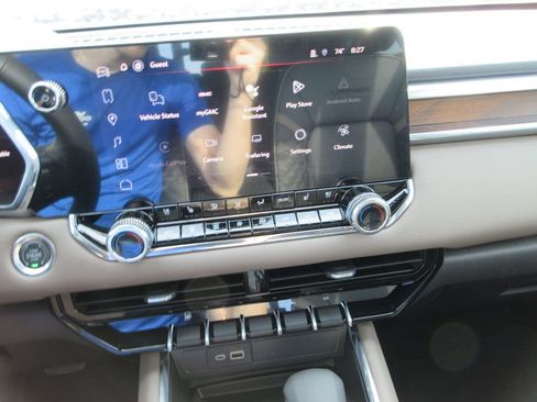New 2026 GMC Canyon Denali AWD/4WD image 18