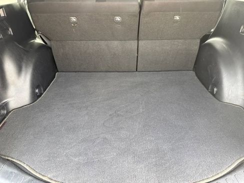 Used 2018 Toyota RAV4 XLE FWD image 11