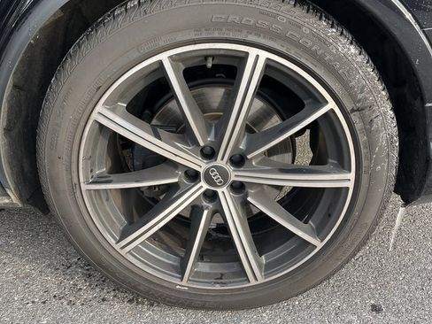 Used 2021 Audi SQ7 Prestige w/ Prestige Package image 22