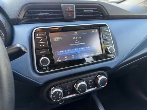 Used 2025 Nissan Versa SV FWD image 20