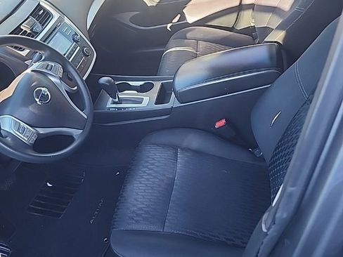 Used 2017 Nissan Altima 2.5 S w/ Power Driver Seat Package image 5