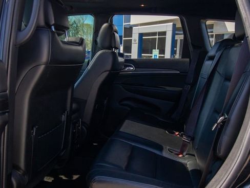 Used 2022 Jeep Grand Cherokee Limited image 9