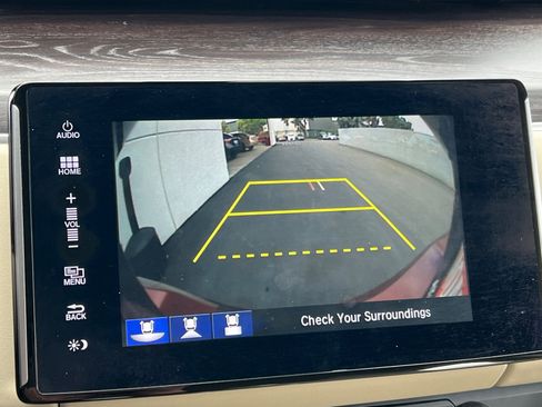 Used 2019 Honda Clarity Plug-In Hybrid image 18