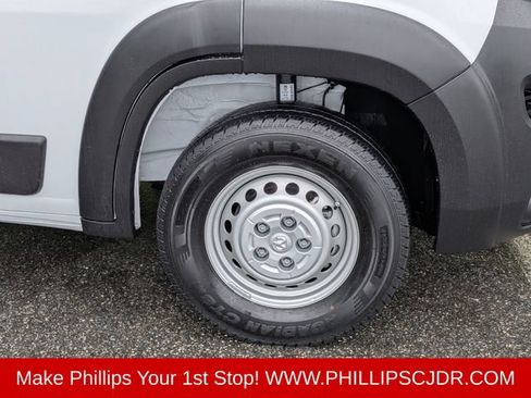 Used 2026 RAM ProMaster 2500 w/ Convenience Group FWD image 10
