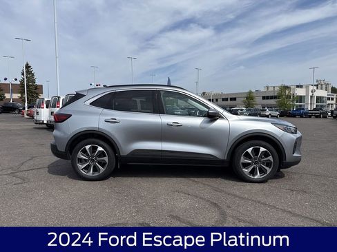 Used 2024 Ford Escape Platinum AWD/4WD image 8