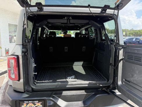 Used 2024 Ford Bronco Outer Banks AWD/4WD image 19