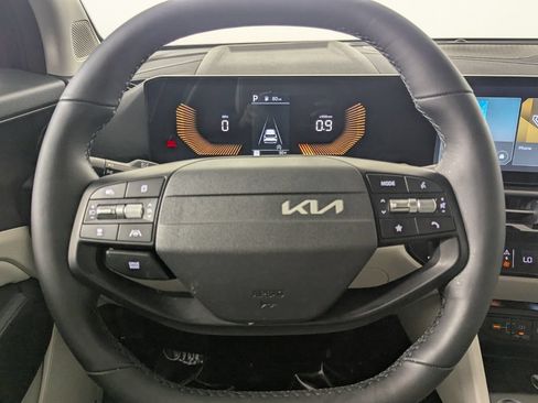 Used 2026 Kia Sportage EX w/ EX Panorama Roof Package FWD image 16
