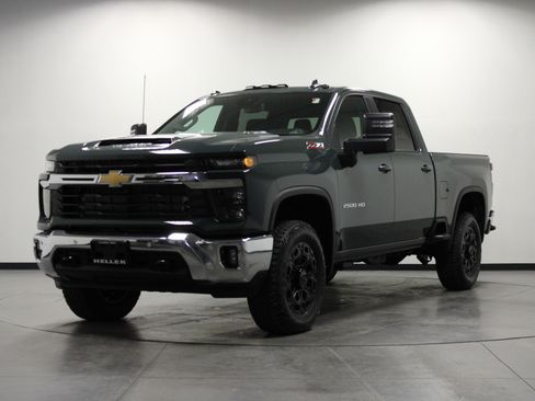 New 2026 Chevrolet Silverado 2500 LT w/ Safety Package AWD/4WD image 8