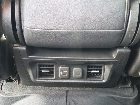 Used 2021 Chevrolet Silverado 2500 LT w/ Convenience Package image 13