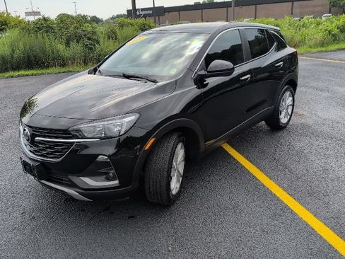 Used 2022 Buick Encore GX Preferred w/ Cold Weather Comfort Package FWD image 1