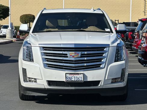 Used 2020 Cadillac Escalade ESV Platinum image 10